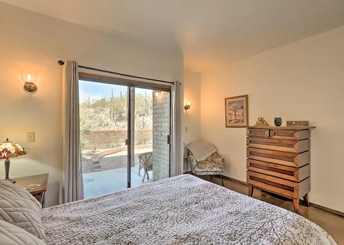 Beautiful 'saguaro Vista' W/ Mountain Views! *